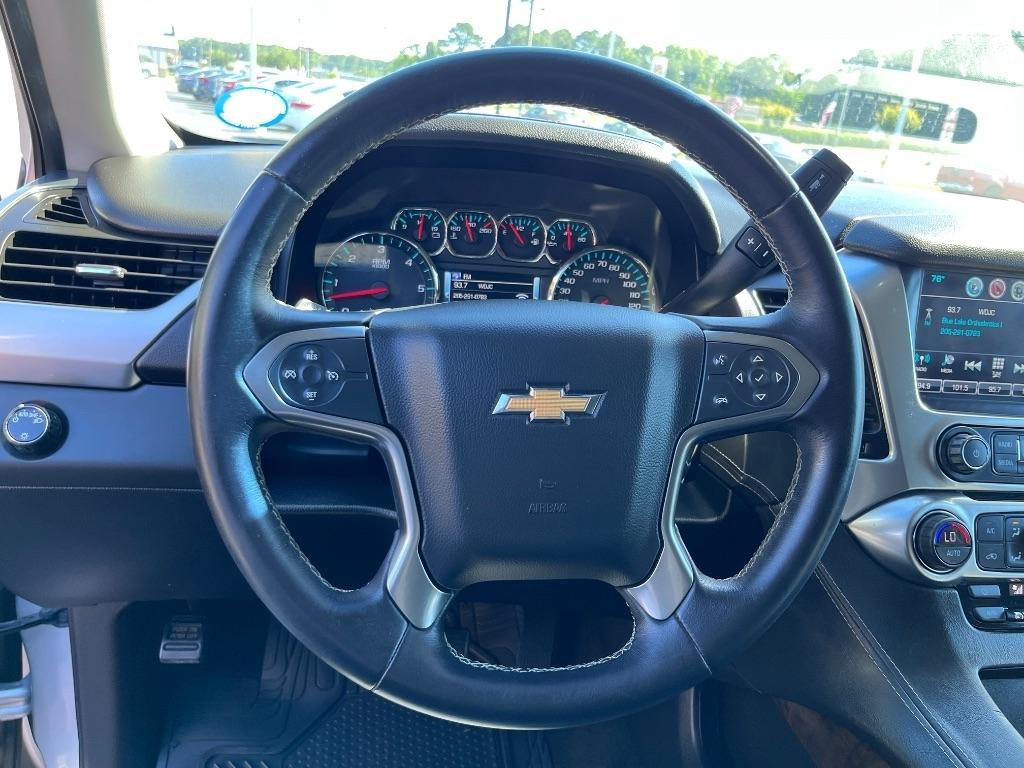 Chevrolet Suburban 2WD 4dr 1500 LS 2016