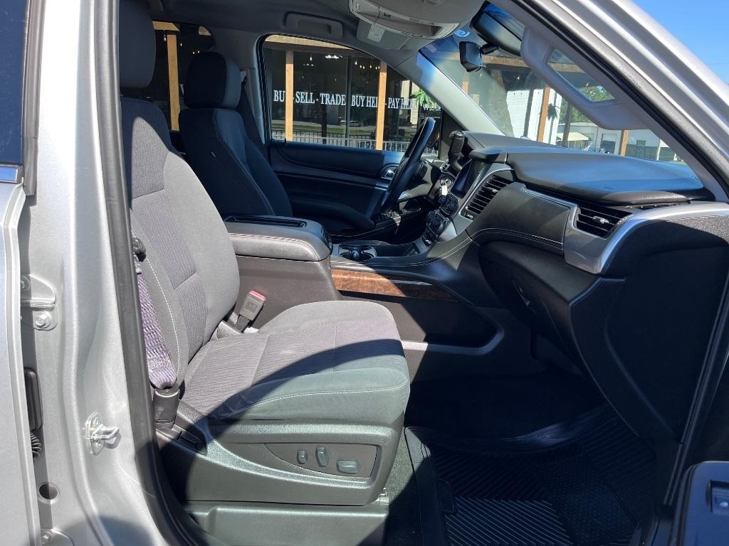 Chevrolet Suburban 2WD 4dr 1500 LS 2016