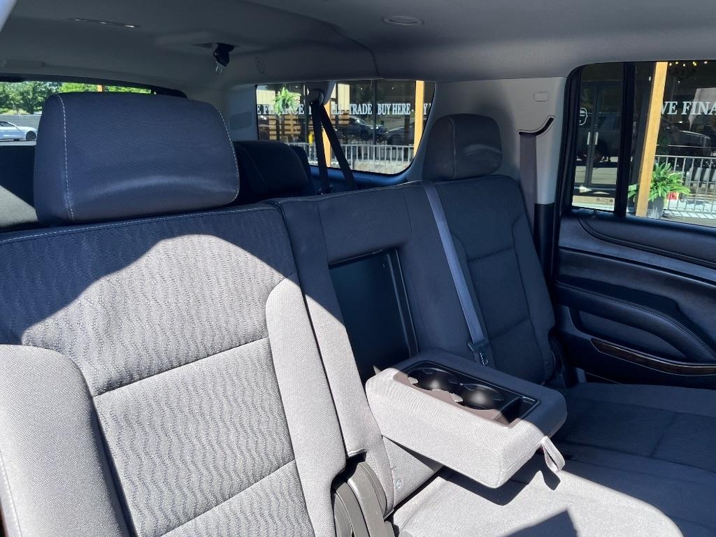 Chevrolet Suburban 2WD 4dr 1500 LS 2016