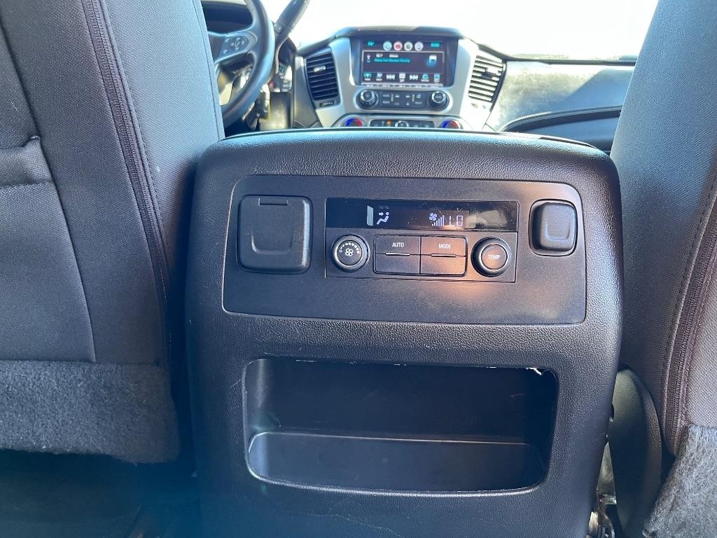 Chevrolet Suburban 2WD 4dr 1500 LS 2016