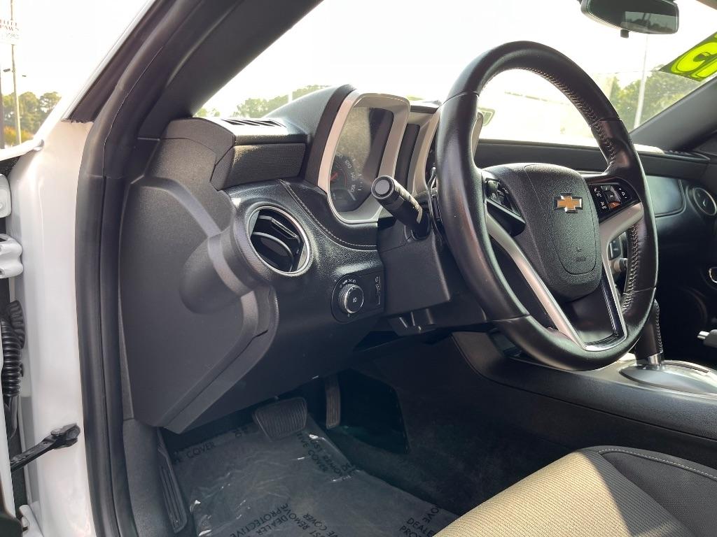 Chevrolet Camaro 2dr Cpe LT w/1LT 2015