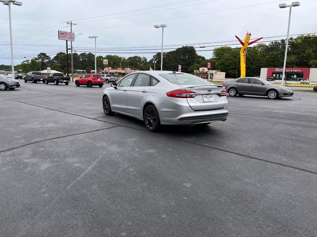 Ford Fusion S FWD 2018