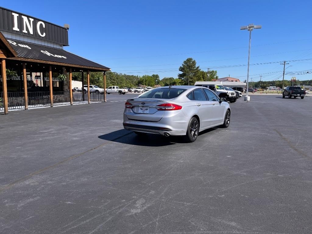 Ford Fusion S FWD 2018