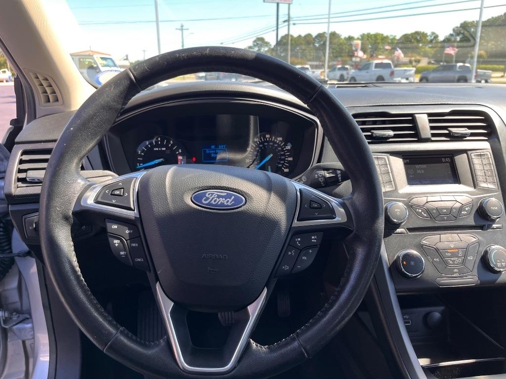 Ford Fusion S FWD 2018