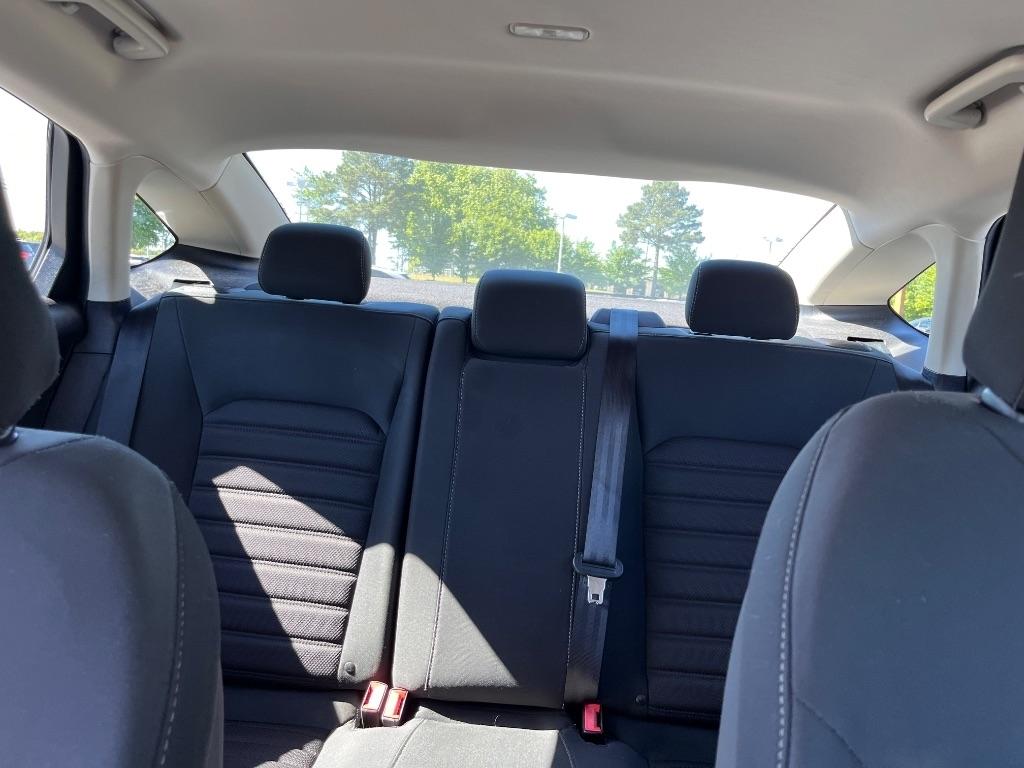Ford Fusion S FWD 2018
