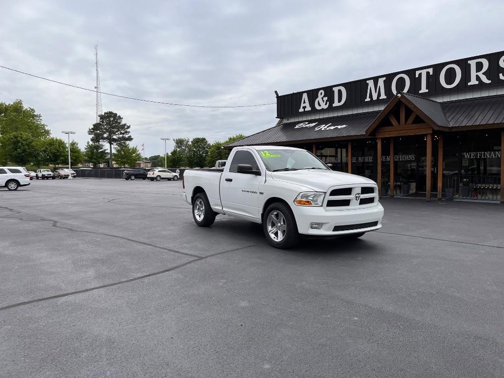 RAM 1500 2WD Reg Cab 120.5" Express 2012