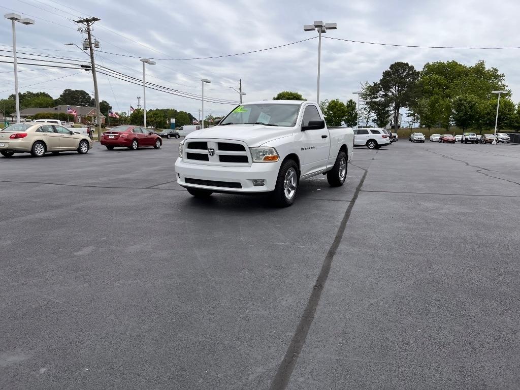 RAM 1500 2WD Reg Cab 120.5" Express 2012