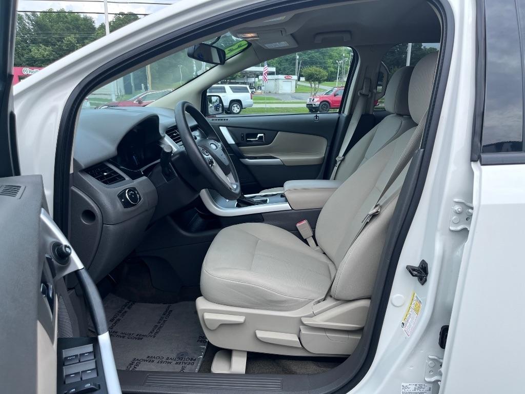 Ford Edge 4dr SE FWD 2013