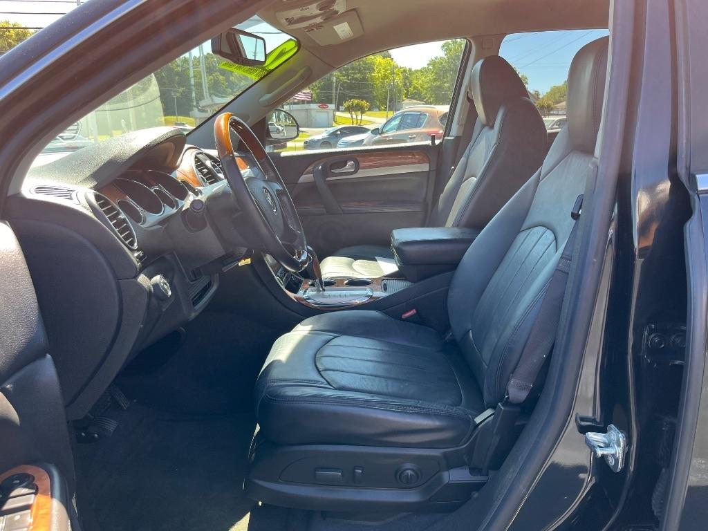 Buick Enclave FWD 4dr Leather 2012
