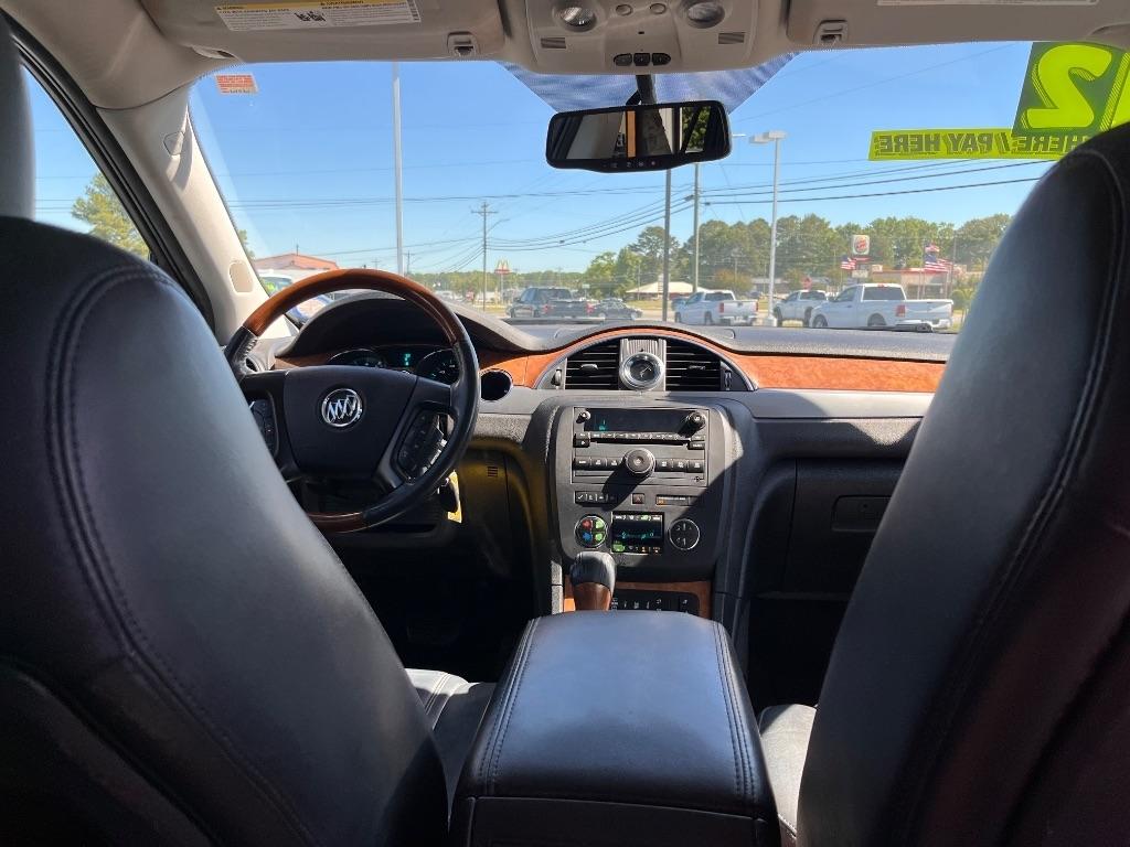 Buick Enclave FWD 4dr Leather 2012