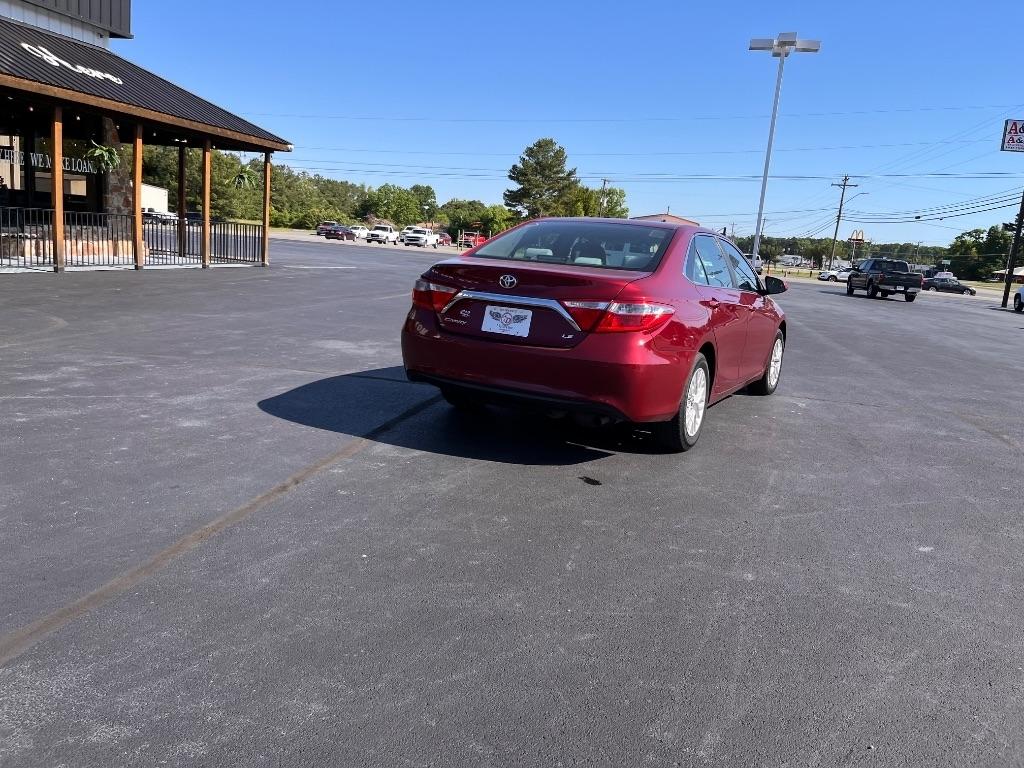 Toyota Camry XLE Auto (Natl) 2017
