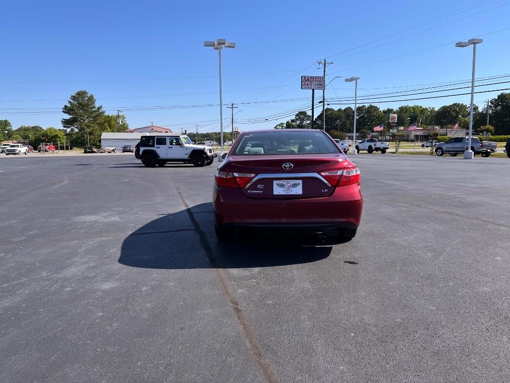 Toyota Camry XLE Auto (Natl) 2017
