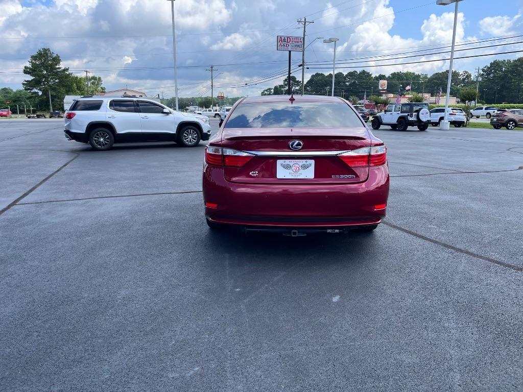 Lexus ES 300h 4dr Sdn Hybrid 2014