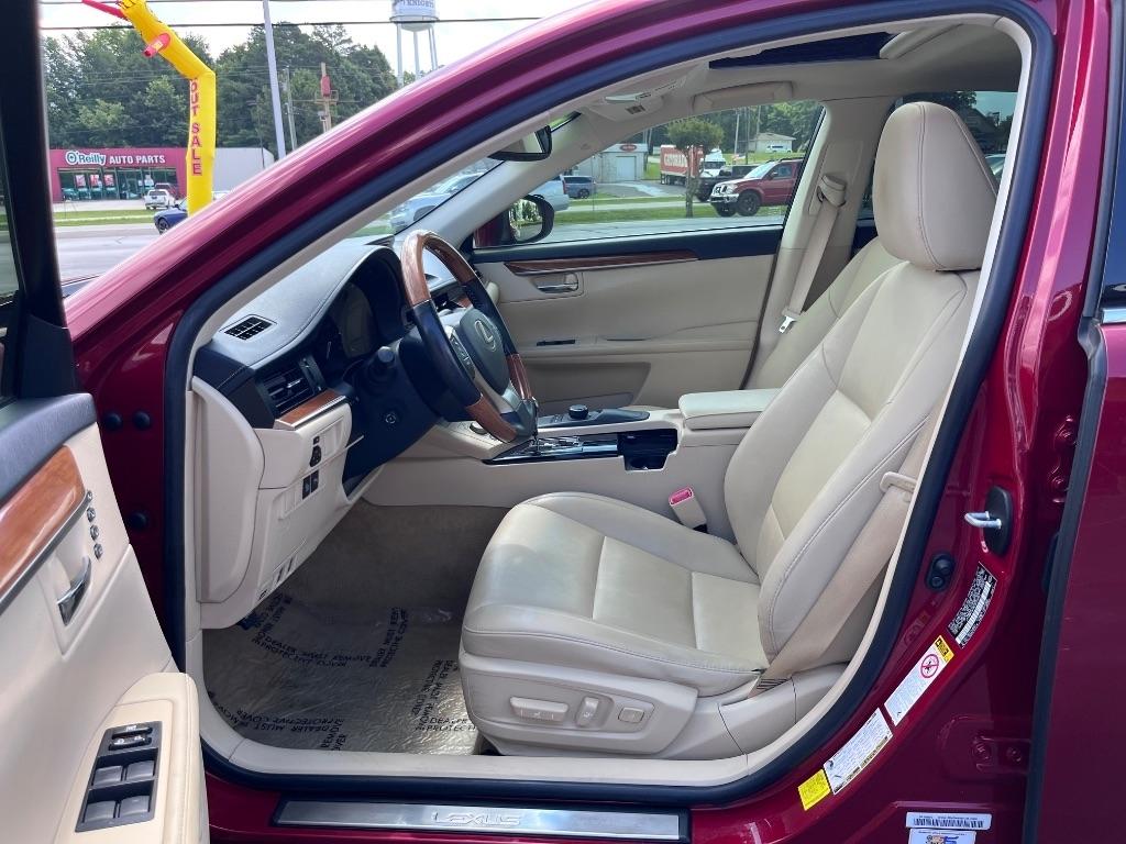 Lexus ES 300h 4dr Sdn Hybrid 2014