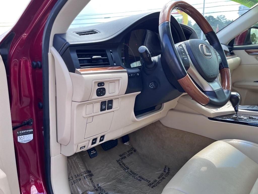 Lexus ES 300h 4dr Sdn Hybrid 2014
