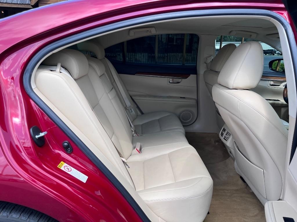 Lexus ES 300h 4dr Sdn Hybrid 2014