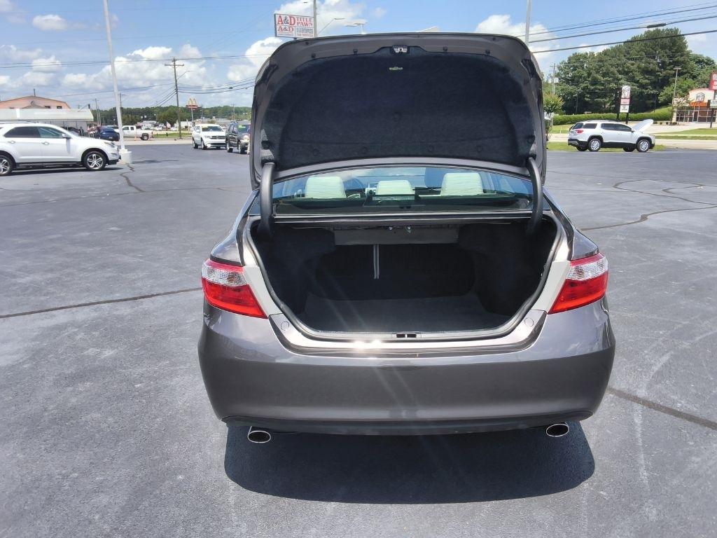 Toyota Camry 4dr Sdn V6 Auto XSE (Natl) 2015