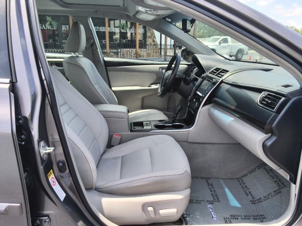 Toyota Camry 4dr Sdn V6 Auto XSE (Natl) 2015