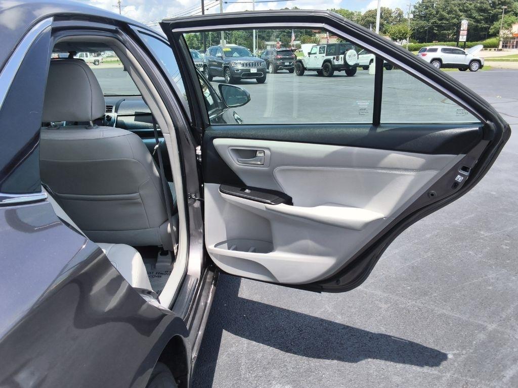 Toyota Camry 4dr Sdn V6 Auto XSE (Natl) 2015