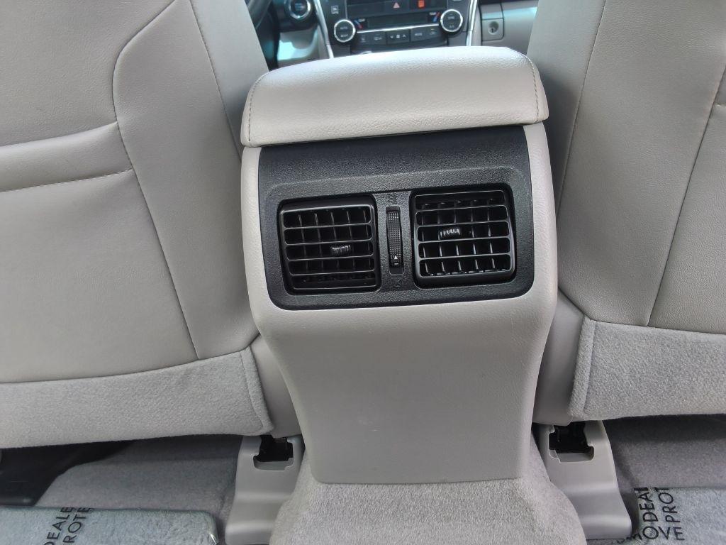 Toyota Camry 4dr Sdn V6 Auto XSE (Natl) 2015