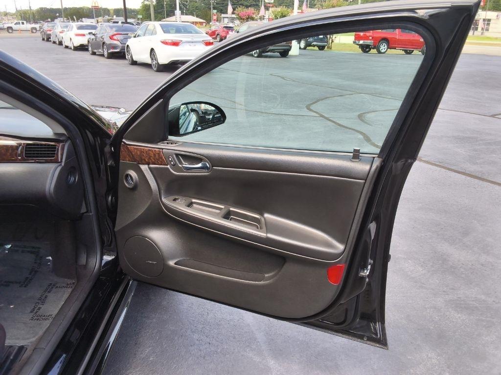 Chevrolet Impala 4dr Sdn LTZ 2013