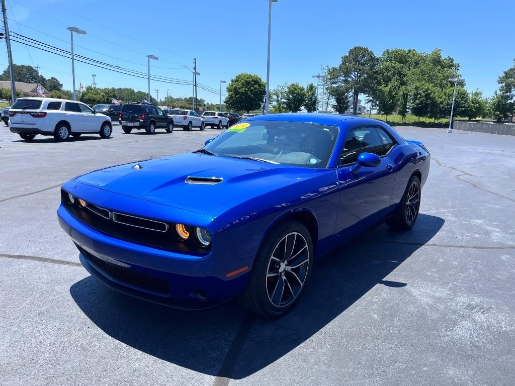 Dodge Challenger SXT RWD 2020