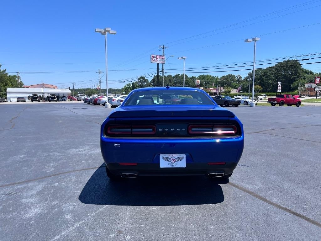 Dodge Challenger SXT RWD 2020