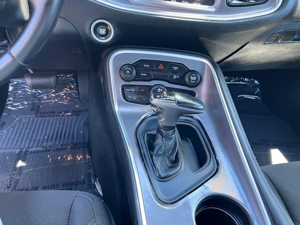 Dodge Challenger SXT RWD 2020
