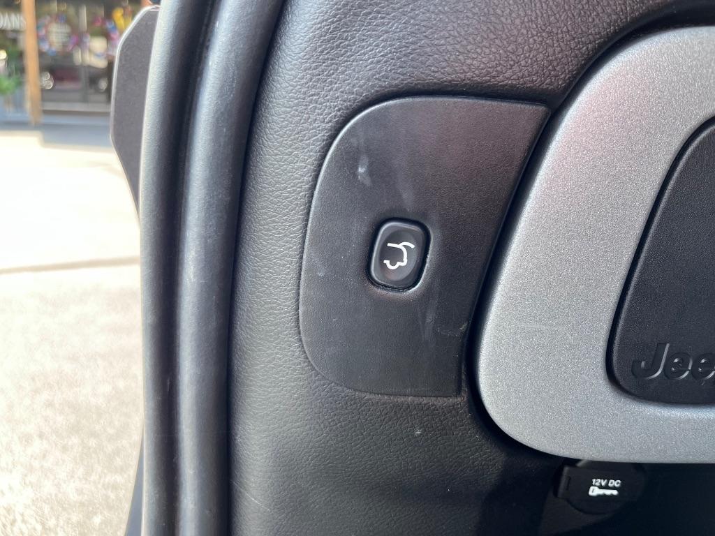 Jeep Cherokee 4WD 4dr Limited 2015