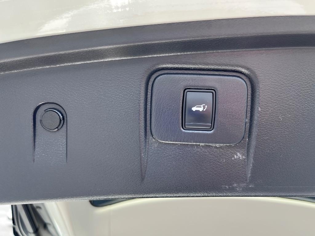 Nissan Murano FWD 4dr SL 2015