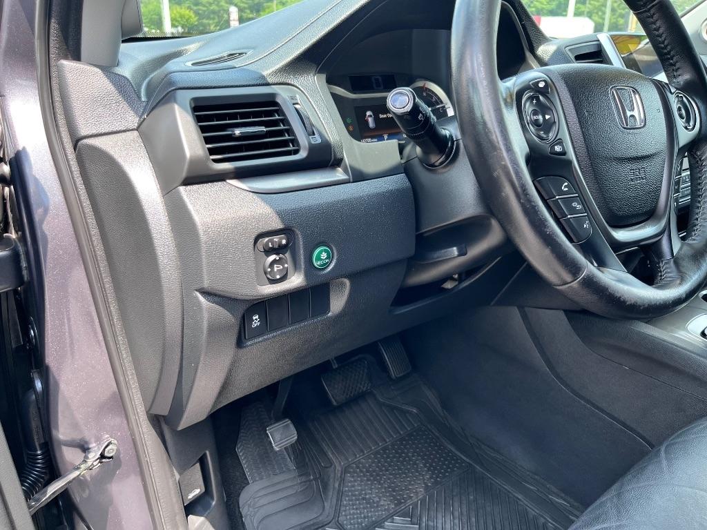 Honda Pilot 2WD 4dr EX-L w/Navi 2016