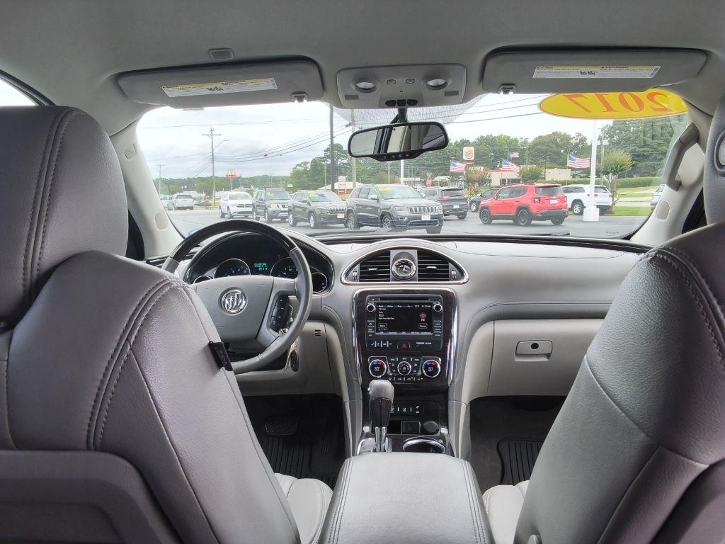 Buick Enclave FWD 4dr Convenience 2017