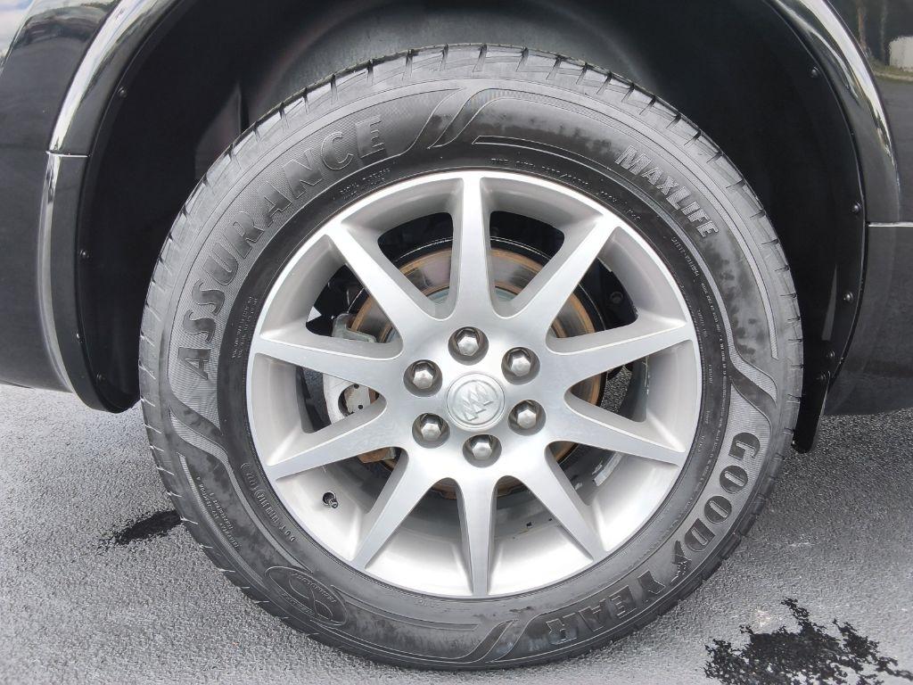 Buick Enclave FWD 4dr Convenience 2017