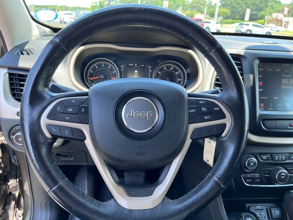 Jeep Cherokee 4WD 4dr Latitude 2015