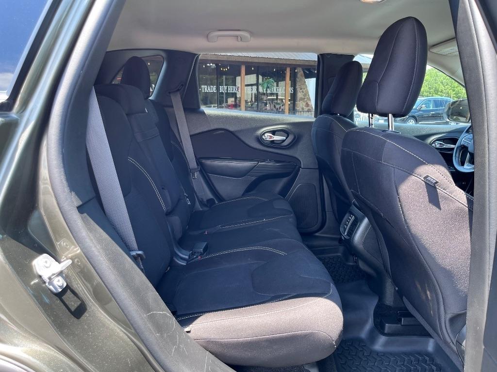 Jeep Cherokee 4WD 4dr Latitude 2015