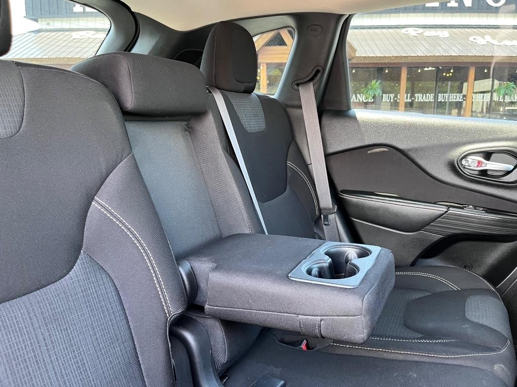 Jeep Cherokee 4WD 4dr Latitude 2015