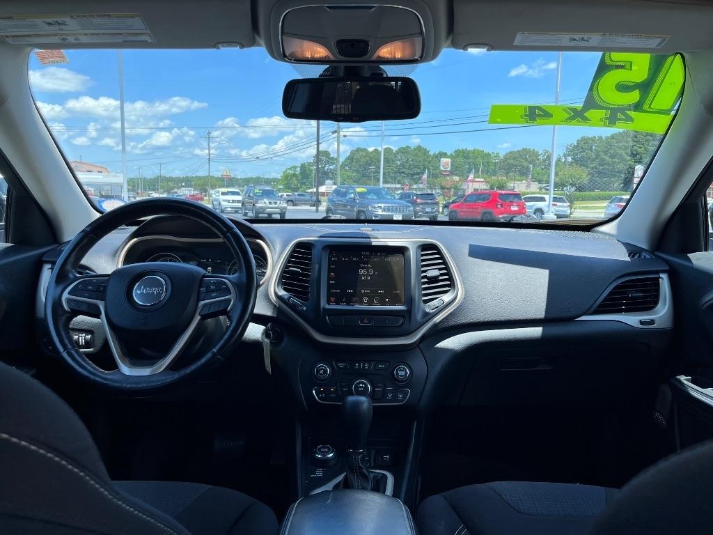 Jeep Cherokee 4WD 4dr Latitude 2015