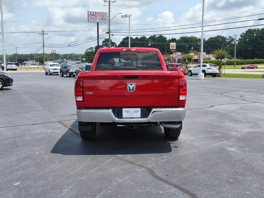 RAM 1500 Classic SLT 4x2 Crew Cab 6'4" Box 2019