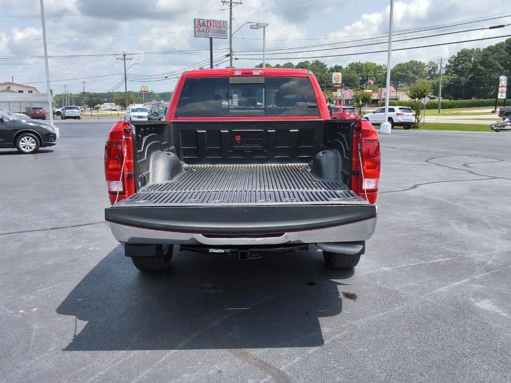 RAM 1500 Classic SLT 4x2 Crew Cab 6'4" Box 2019
