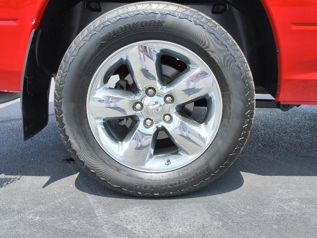 RAM 1500 Classic SLT 4x2 Crew Cab 6'4" Box 2019