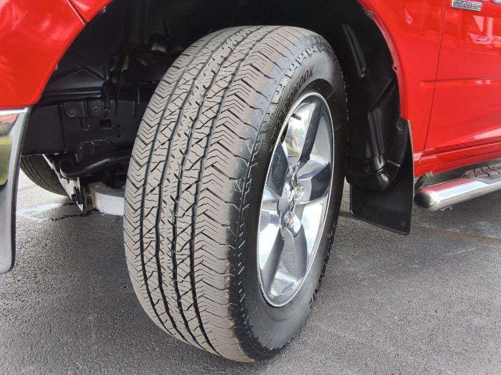 RAM 1500 Classic SLT 4x2 Crew Cab 6'4" Box 2019