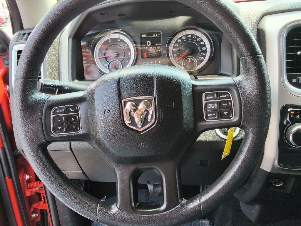 RAM 1500 Classic SLT 4x2 Crew Cab 6'4" Box 2019