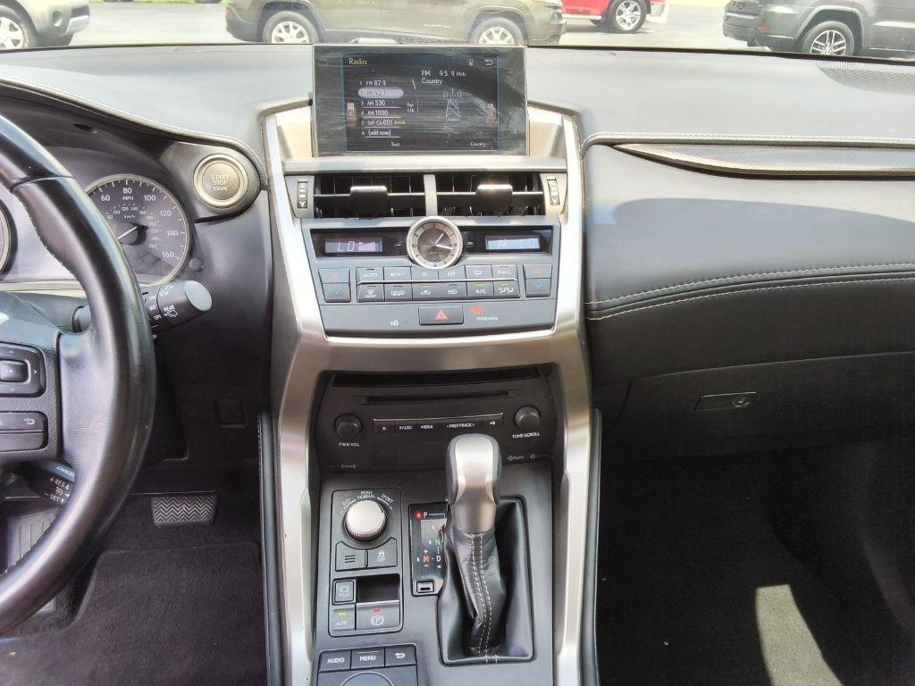 Lexus NX NX Turbo FWD 2017