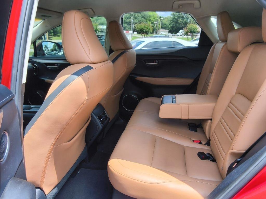 Lexus NX NX Turbo FWD 2017