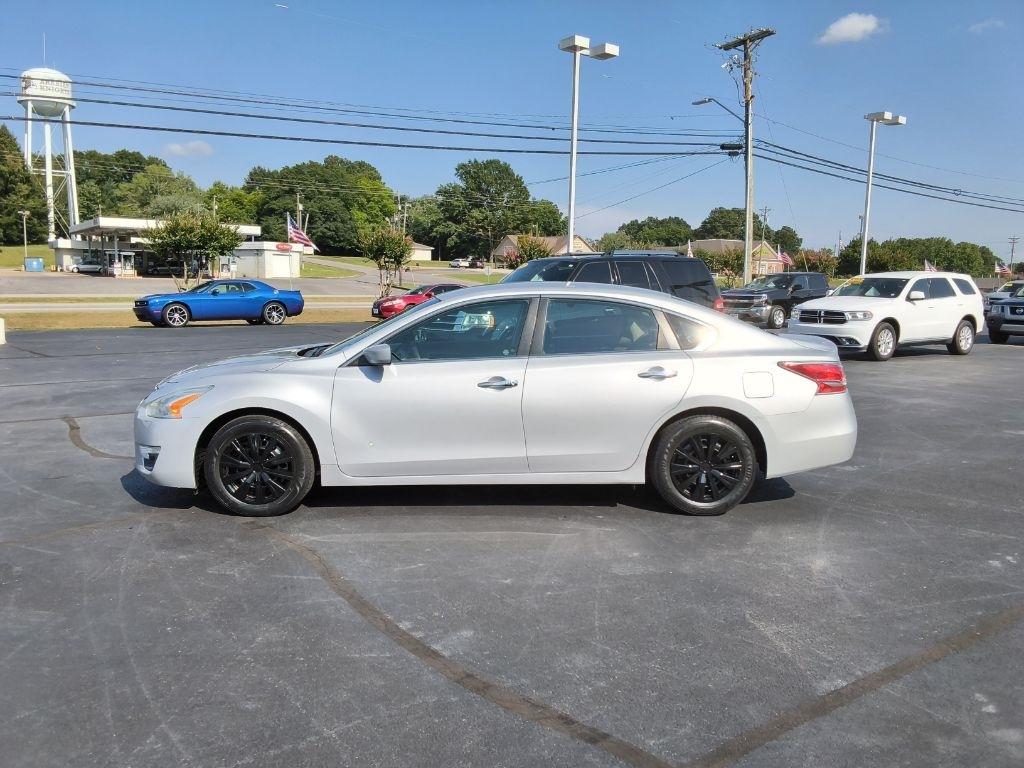 Nissan Altima 4dr Sdn I4 2.5 2015