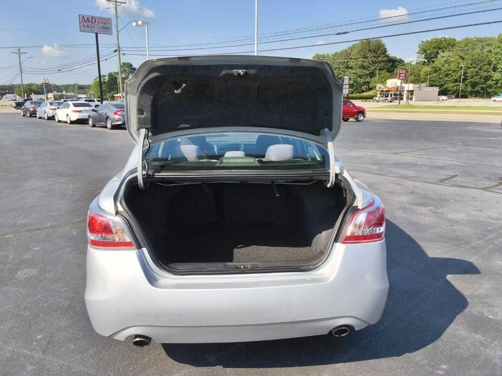 Nissan Altima 4dr Sdn I4 2.5 2015
