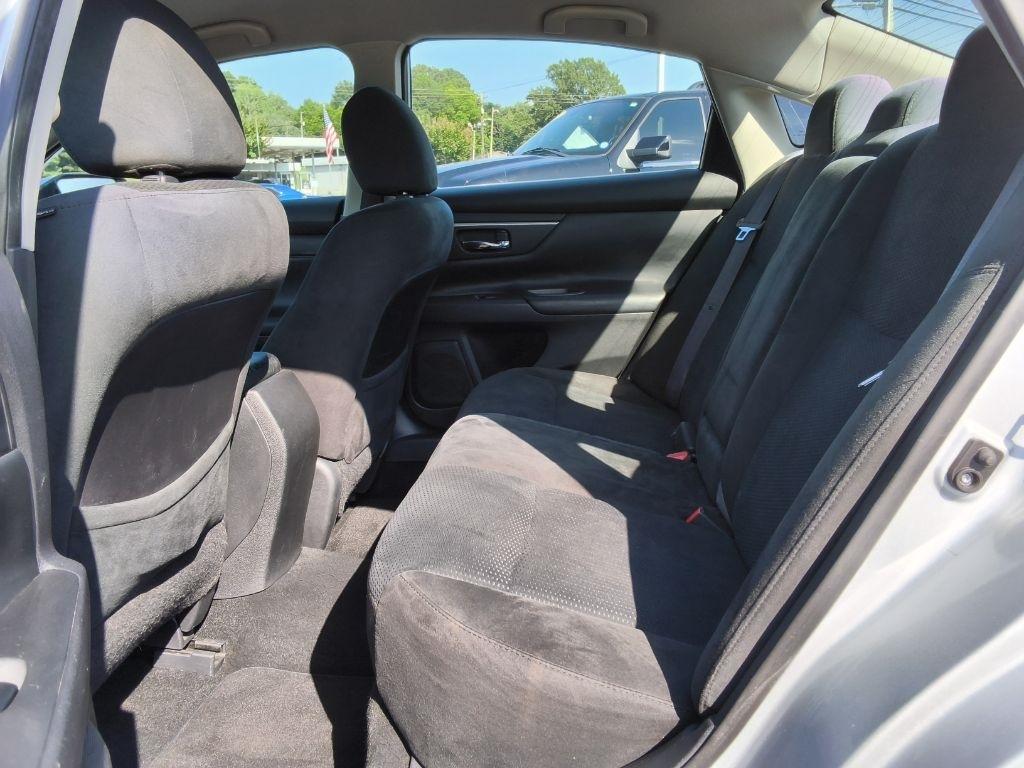 Nissan Altima 4dr Sdn I4 2.5 2015