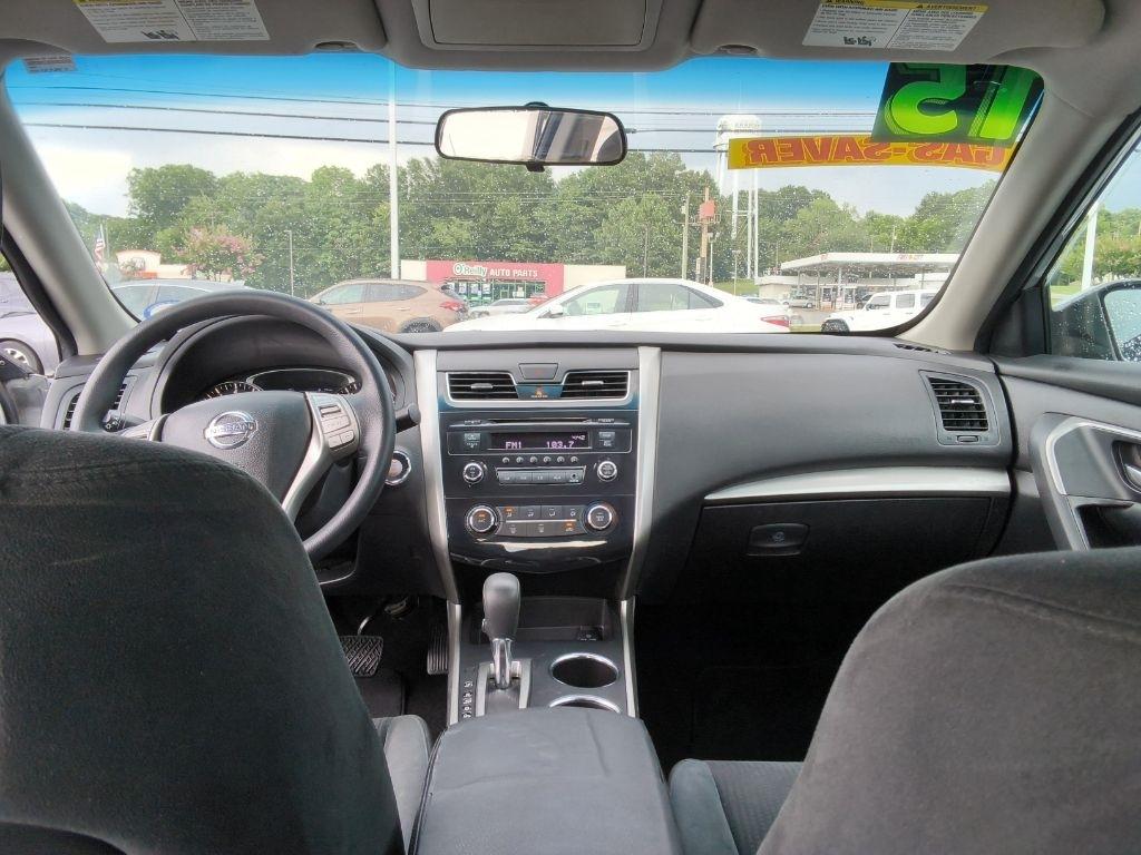 Nissan Altima 4dr Sdn I4 2.5 2015