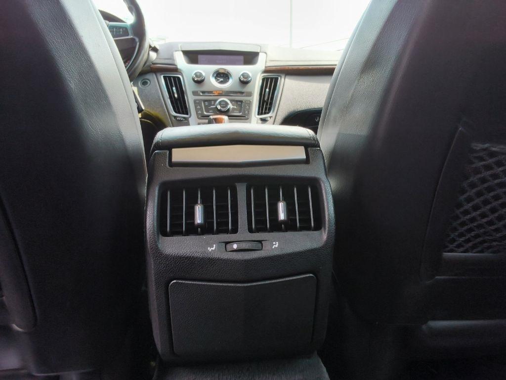 Cadillac CTS 4dr Sdn RWD w/1SA 2009