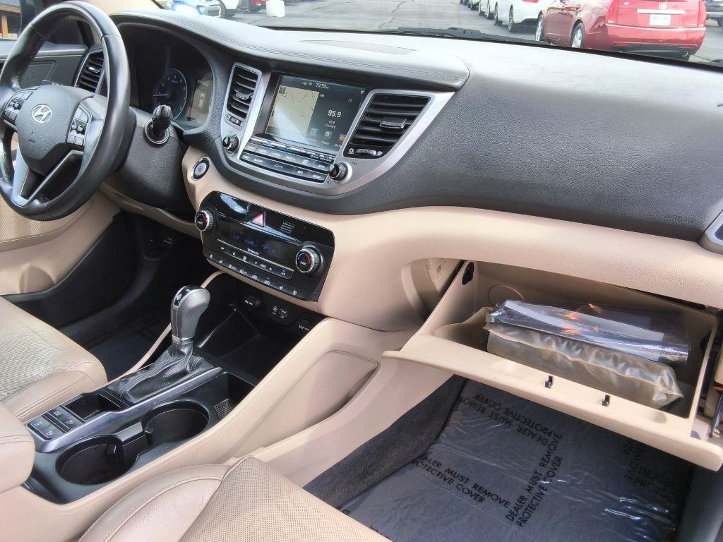 Hyundai Tucson AWD 4dr Limited 2016